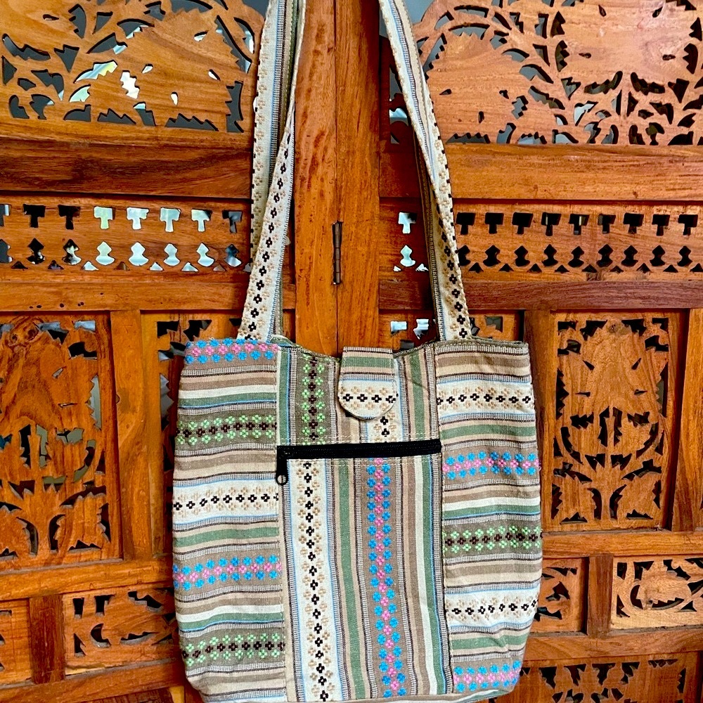 ❤️ NEw no tags Embroidery BoHo Shoulder handbag purse by Calypso Studio